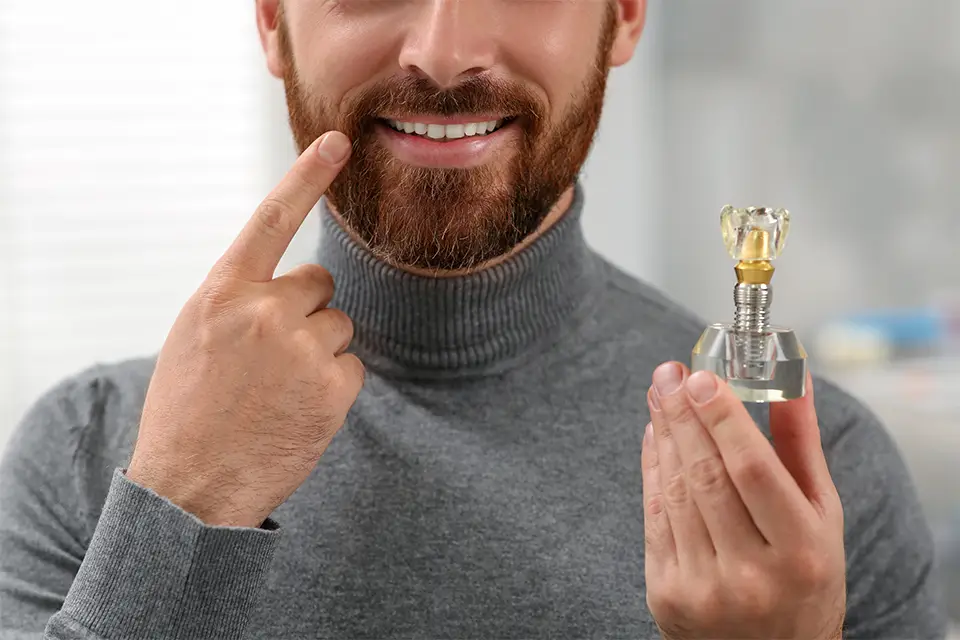 Enjoy your smile thanks to the benefits of dental implants